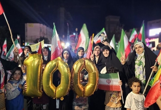 کانون استان البرز در یکصدمین تجمعات شبانه «بیعت با ولایت» در کرج
